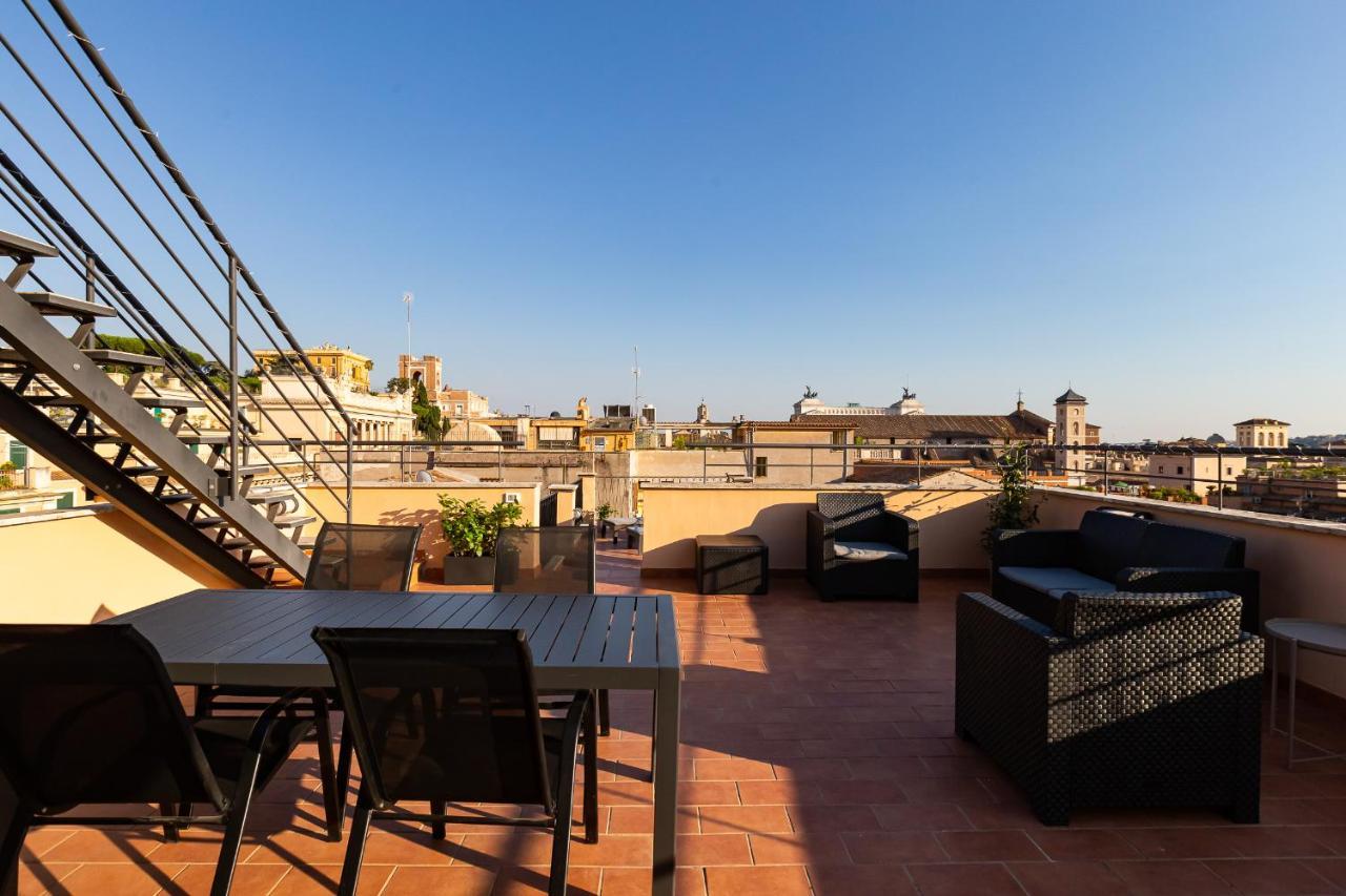 Hotel Vivilo Roma Trevi - Luxury Experience - Private Jacuzzi On Terrace - Insane View Esterno foto